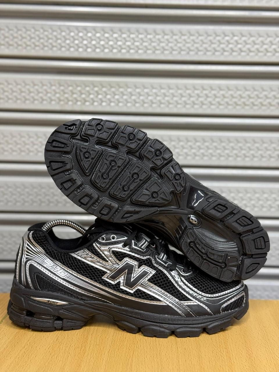 New balance 1906R