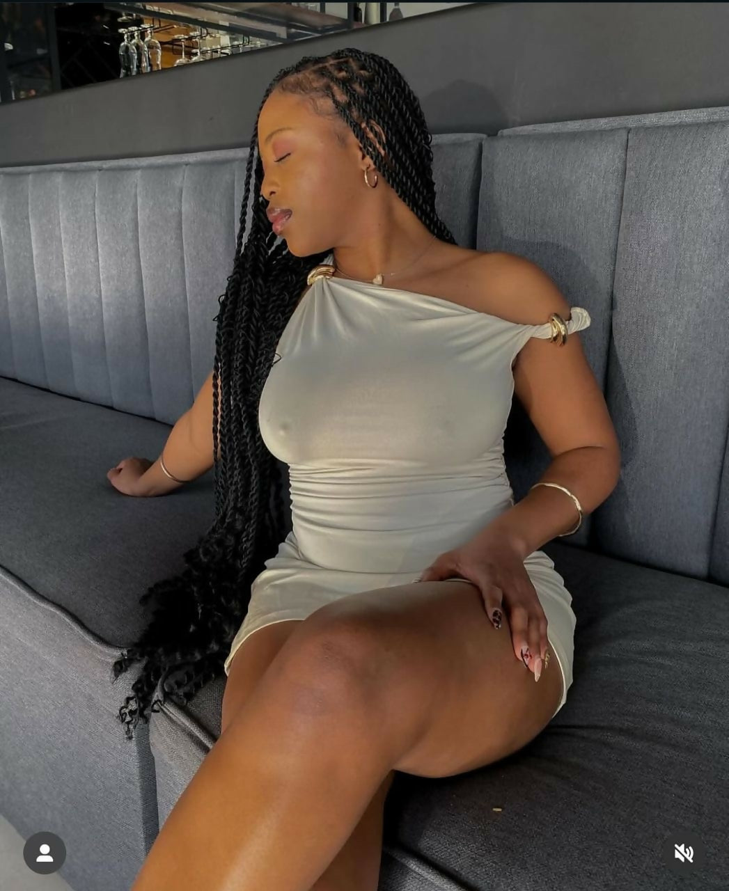 Ronhigher fitted dress