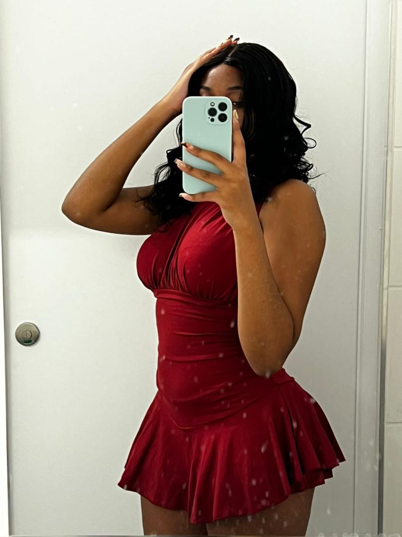 Red short dress