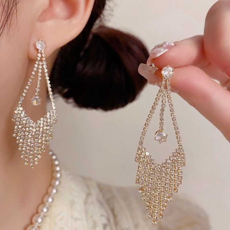 Gold rhinestones drop earrings
