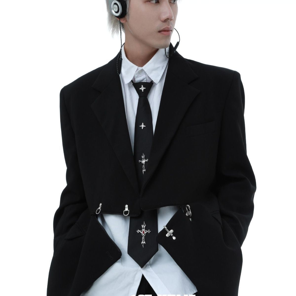 Chrome tie
