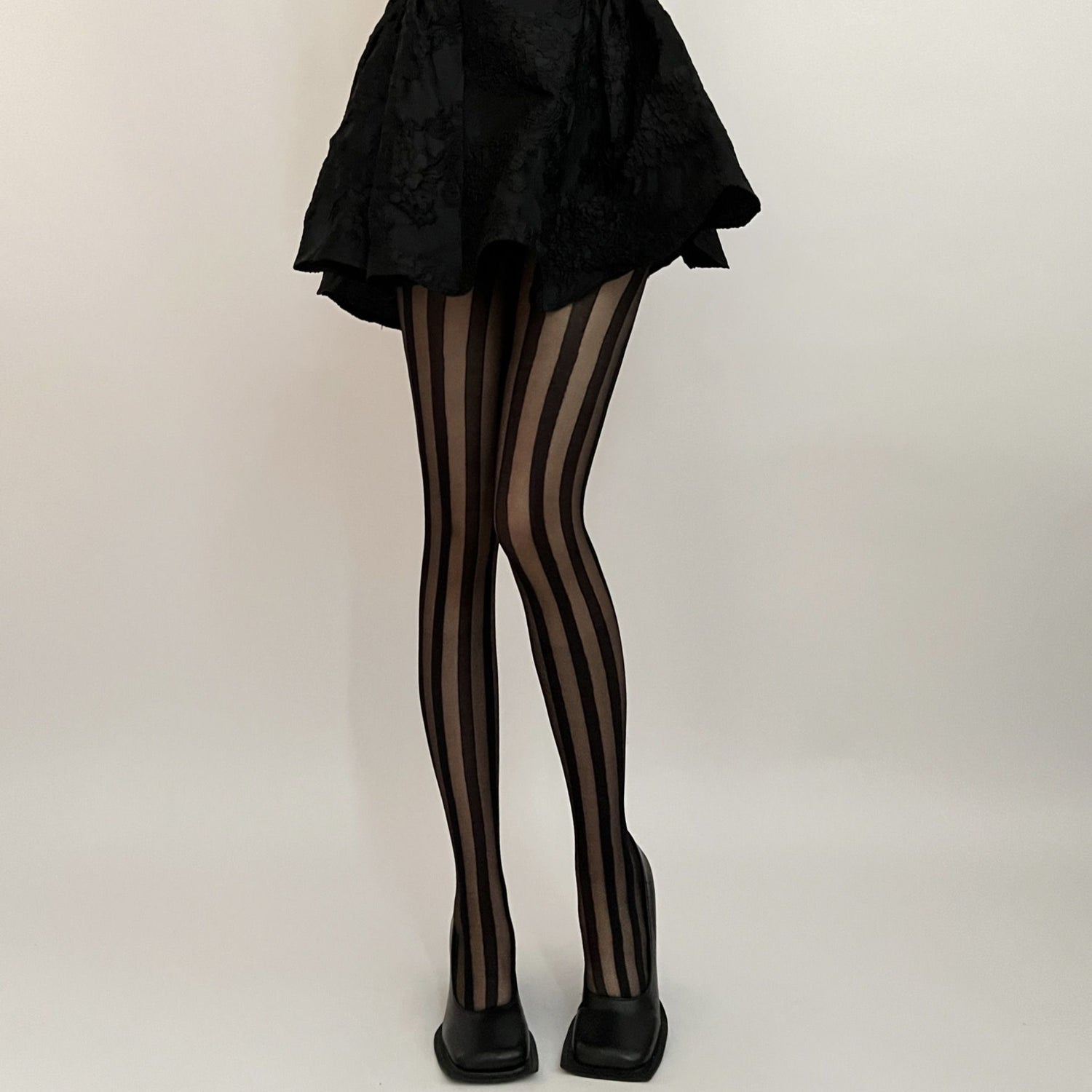 Stripes lace stockings