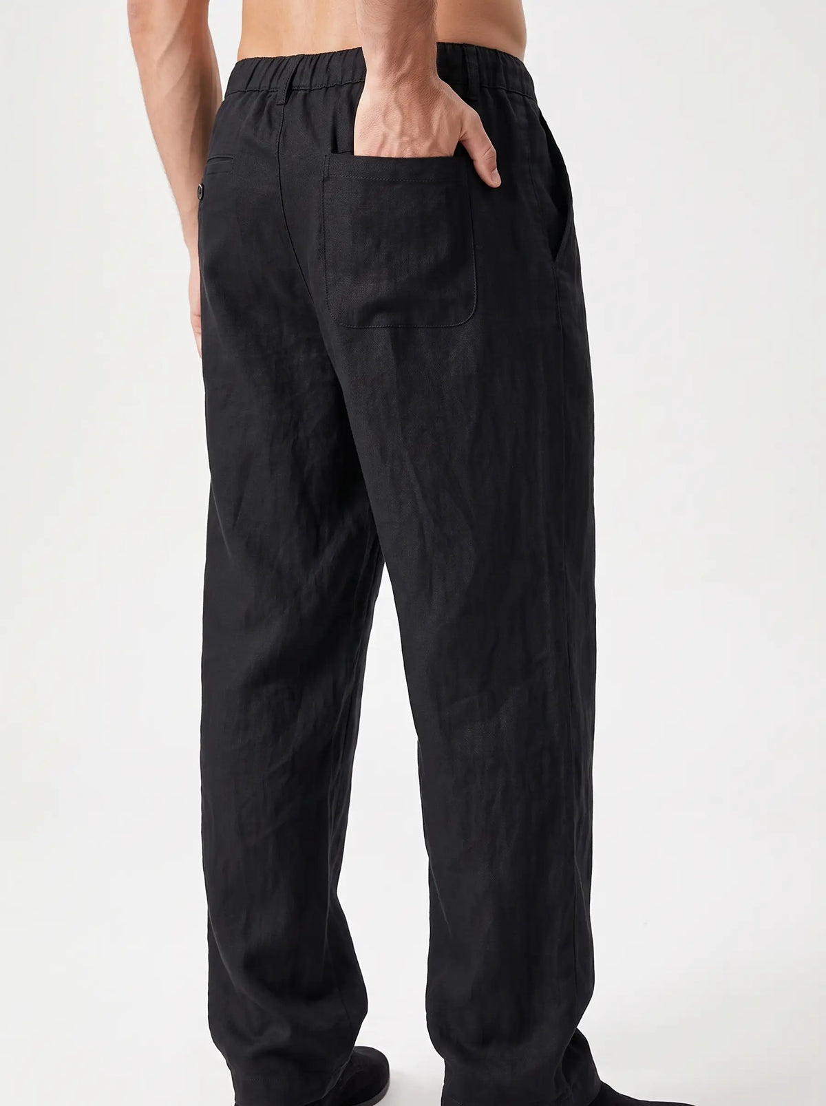 Heritage Linen Trouser — Black — back pocket detail (relaxed fit)