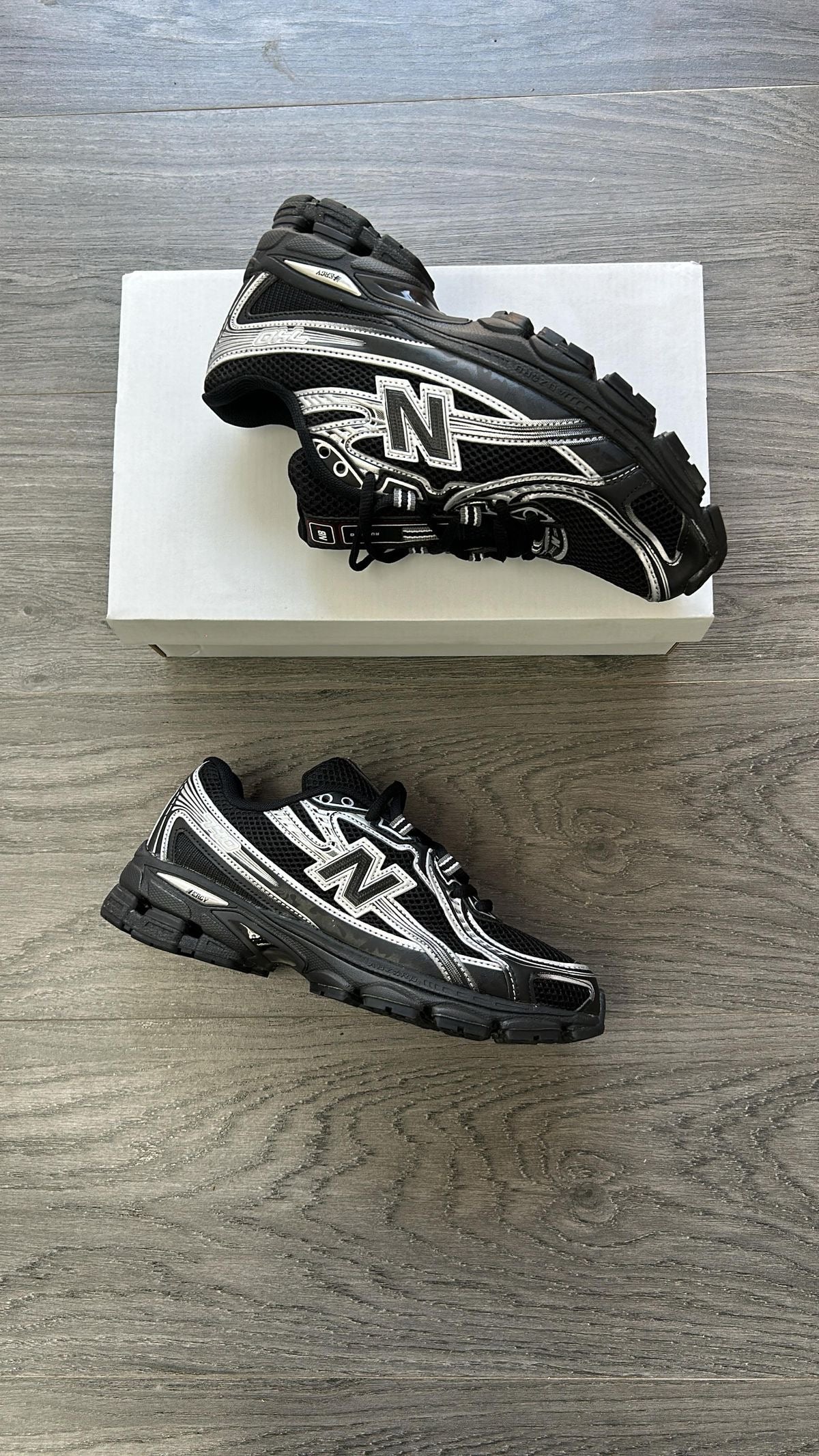 New balance 1906R