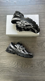 New balance 1906R