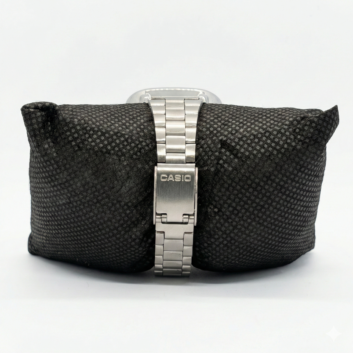 Women green watch