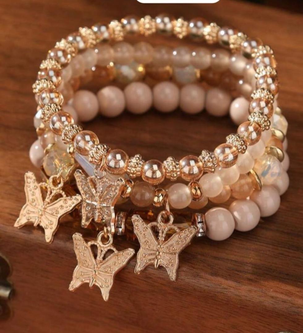 Pearl bracelets with charms(set)