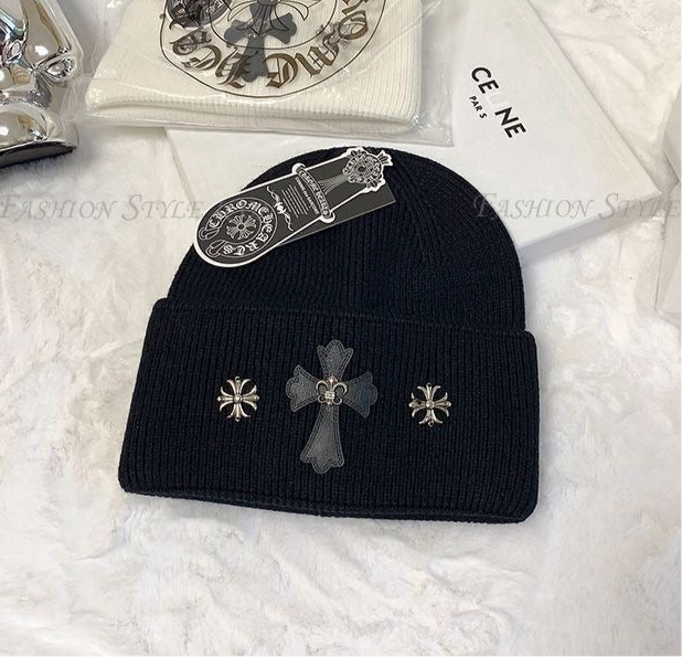 Black crosses beanie