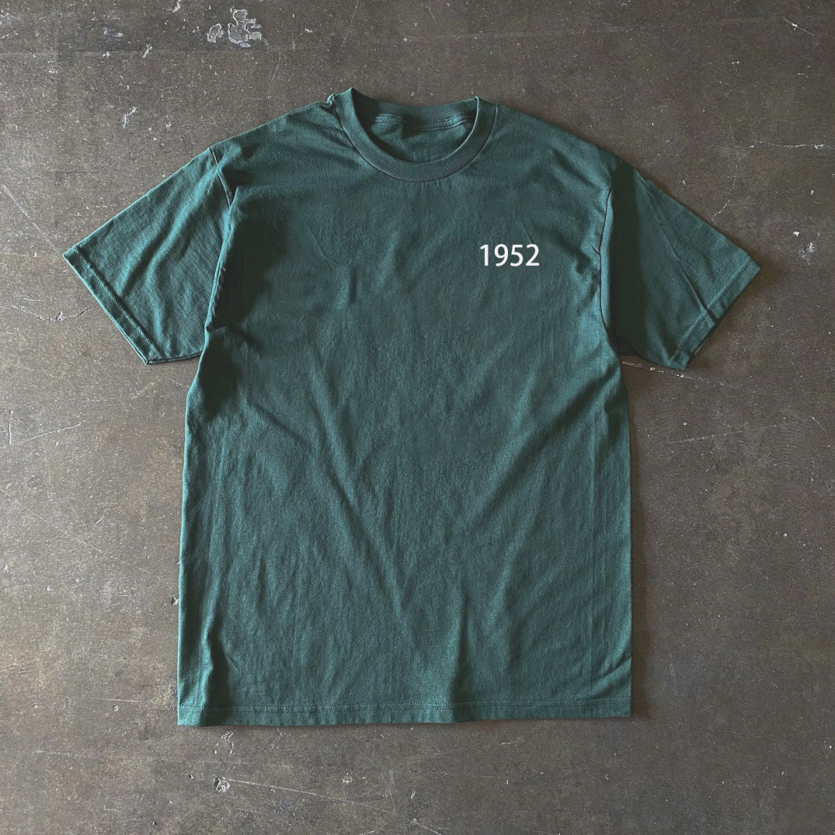 1952 board graphic T-shirt
