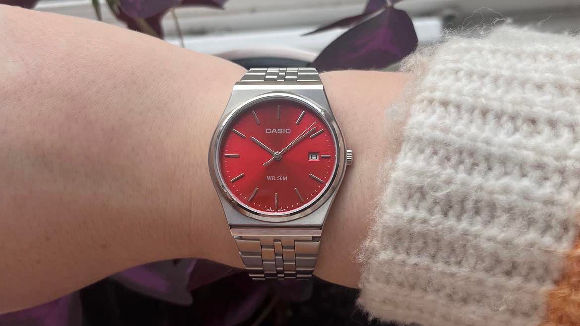 Silver casio red dial