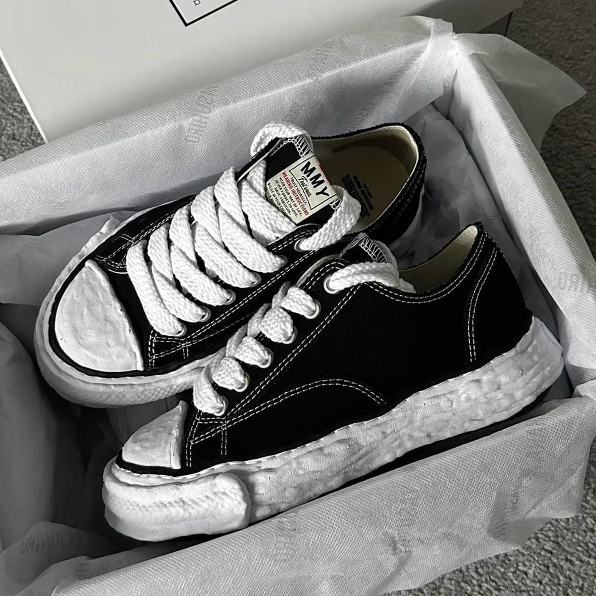 Maison Mihara Yasuhiro Peterson Low