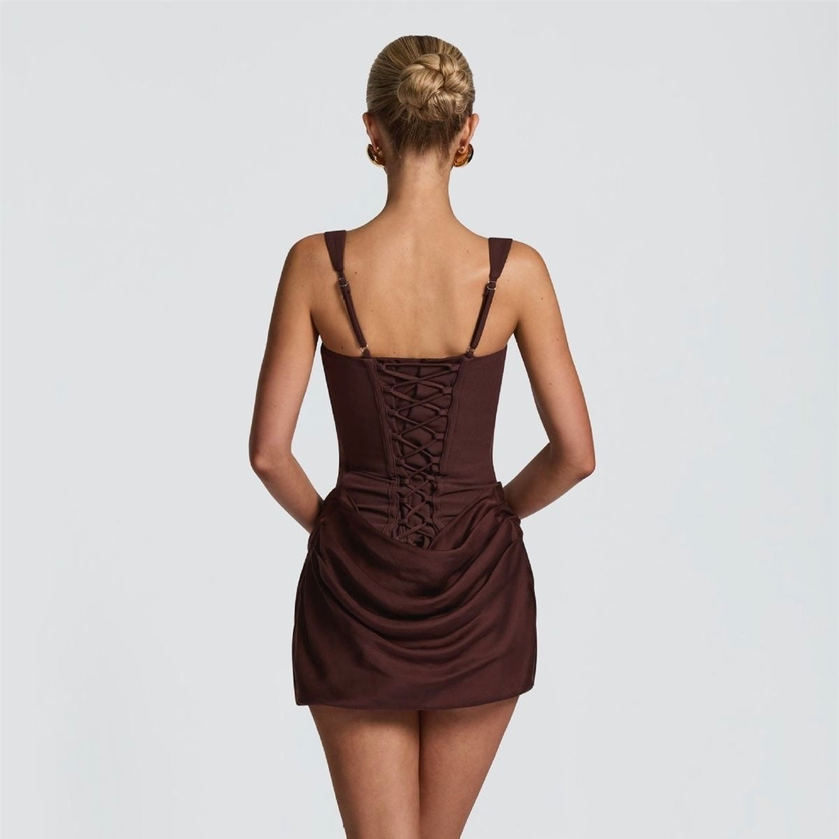 Hip-hugging midi tank dress