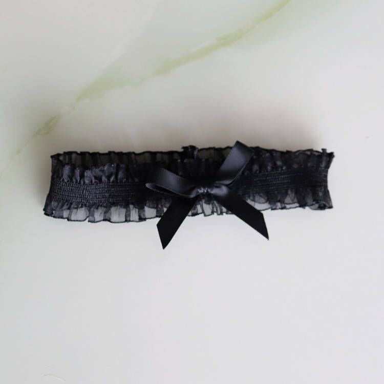 Black tie garter