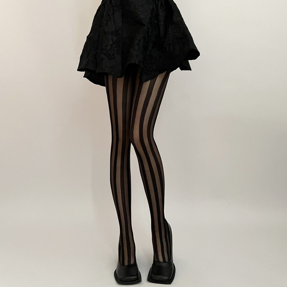 Stripes lace stockings