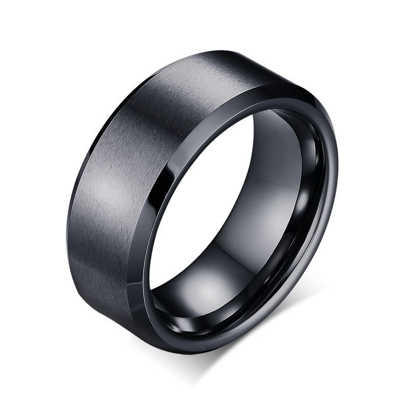 Blabk Band Ring