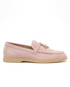 Belugga women’s loafer in blush pink suede, knotted strap with gold charm