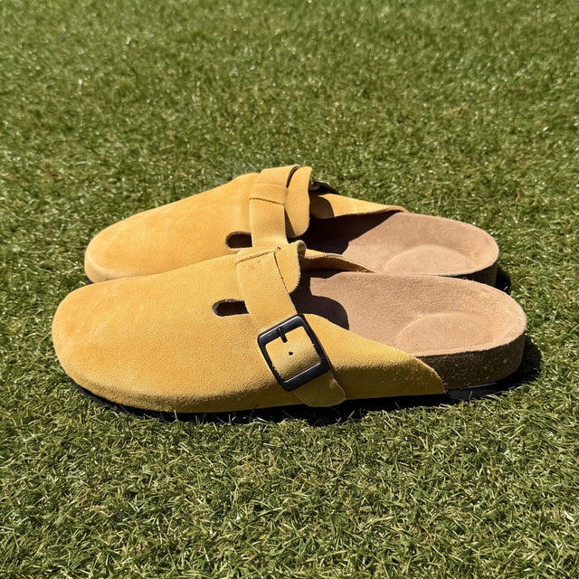 Belugga Clog — Mustard Suede