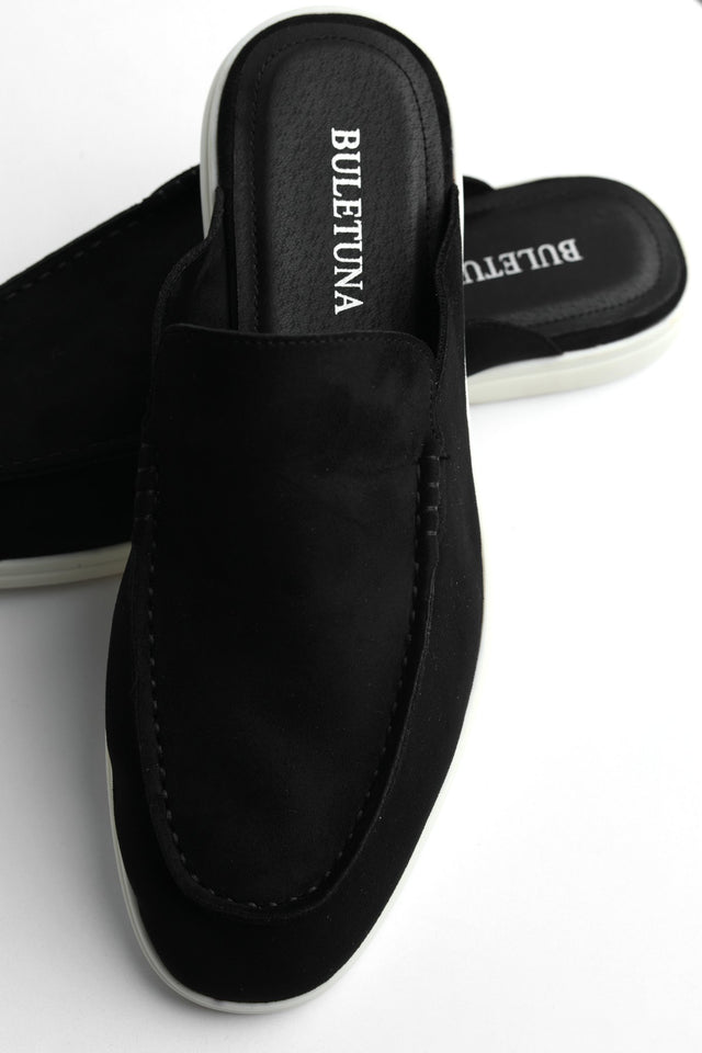Dune Mule — Black, angle