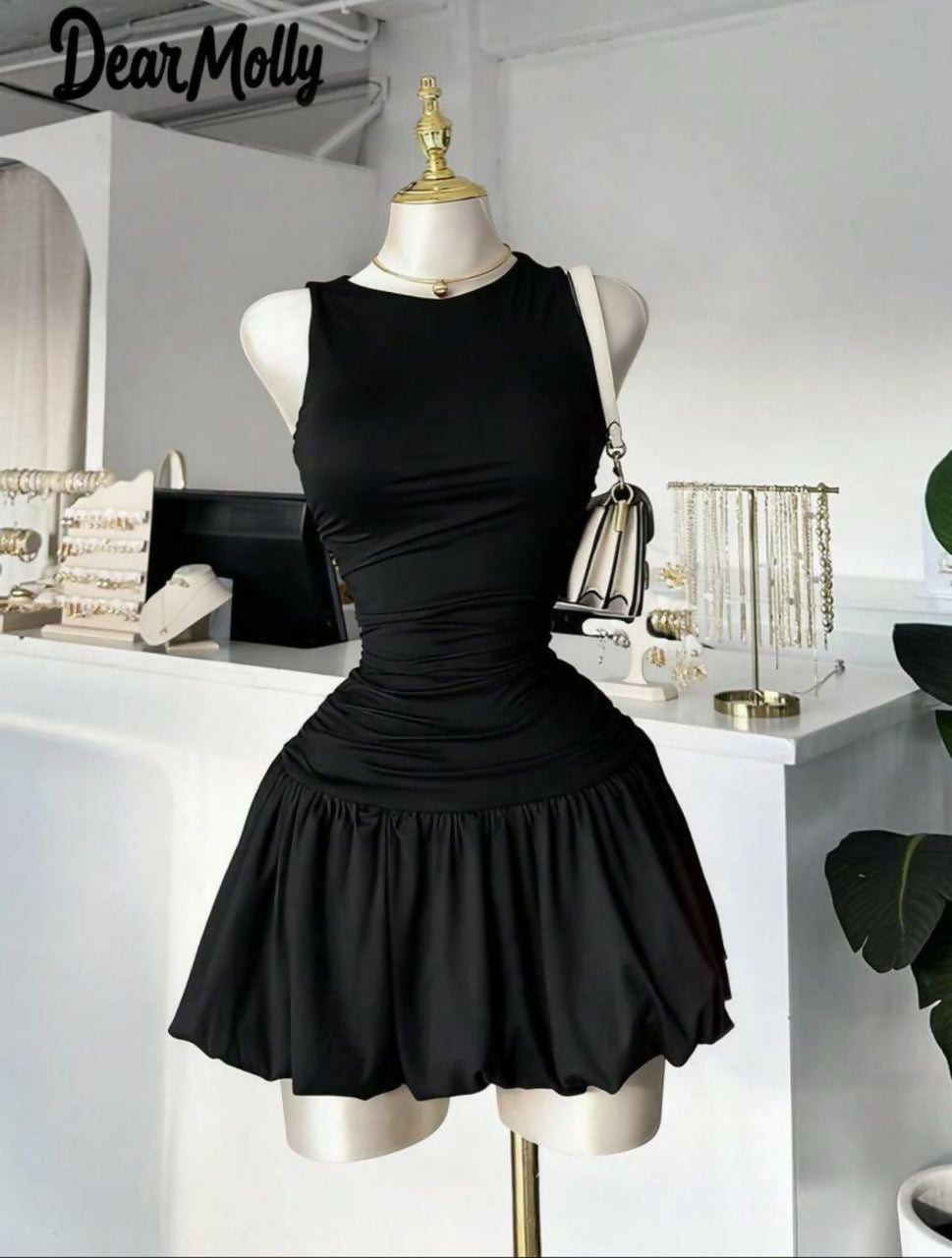 Sleeveless flared dress