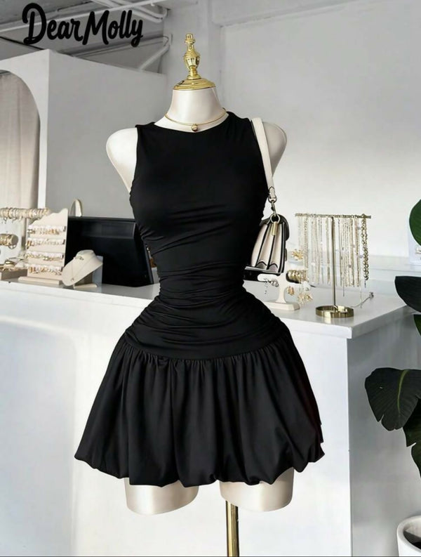 Sleeveless flared dress